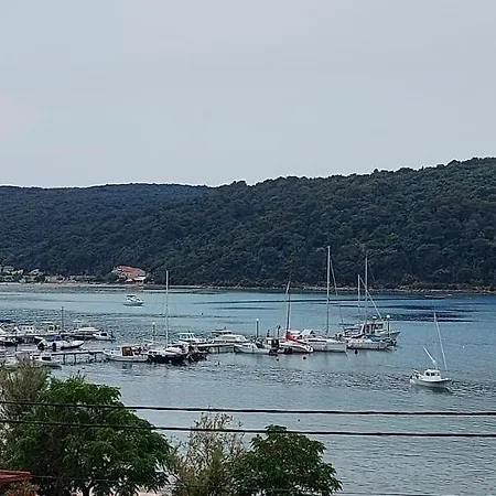 Гостевой дом With Seaview 2 *